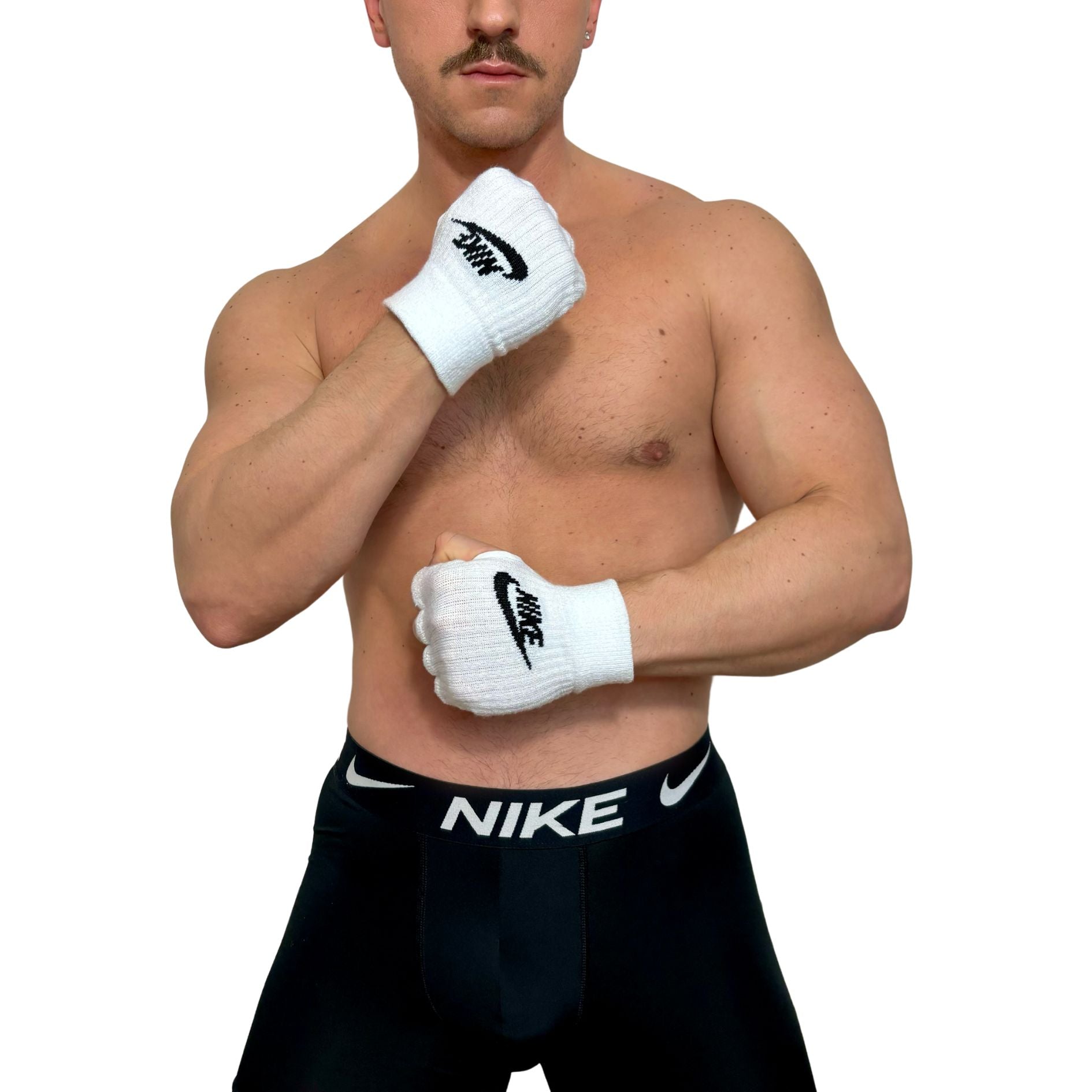 SNEAKERMASK NIke Sport White Short Socks Gloves