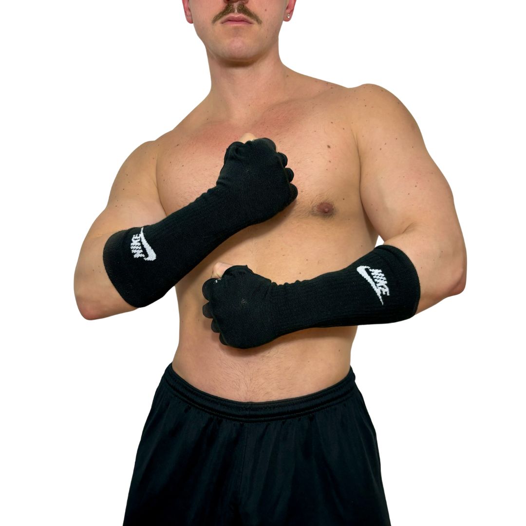 NIke Sport Black Socks Gloves