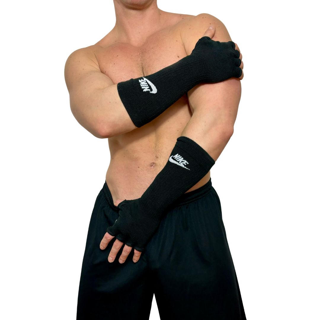NIke Sport Black Socks Gloves