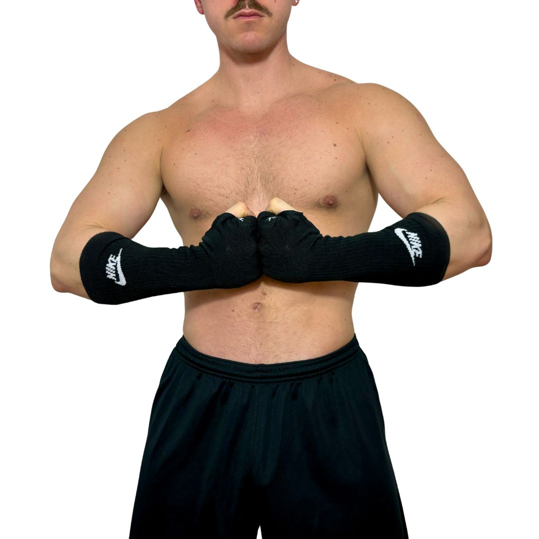 NIke Sport Black Socks Gloves