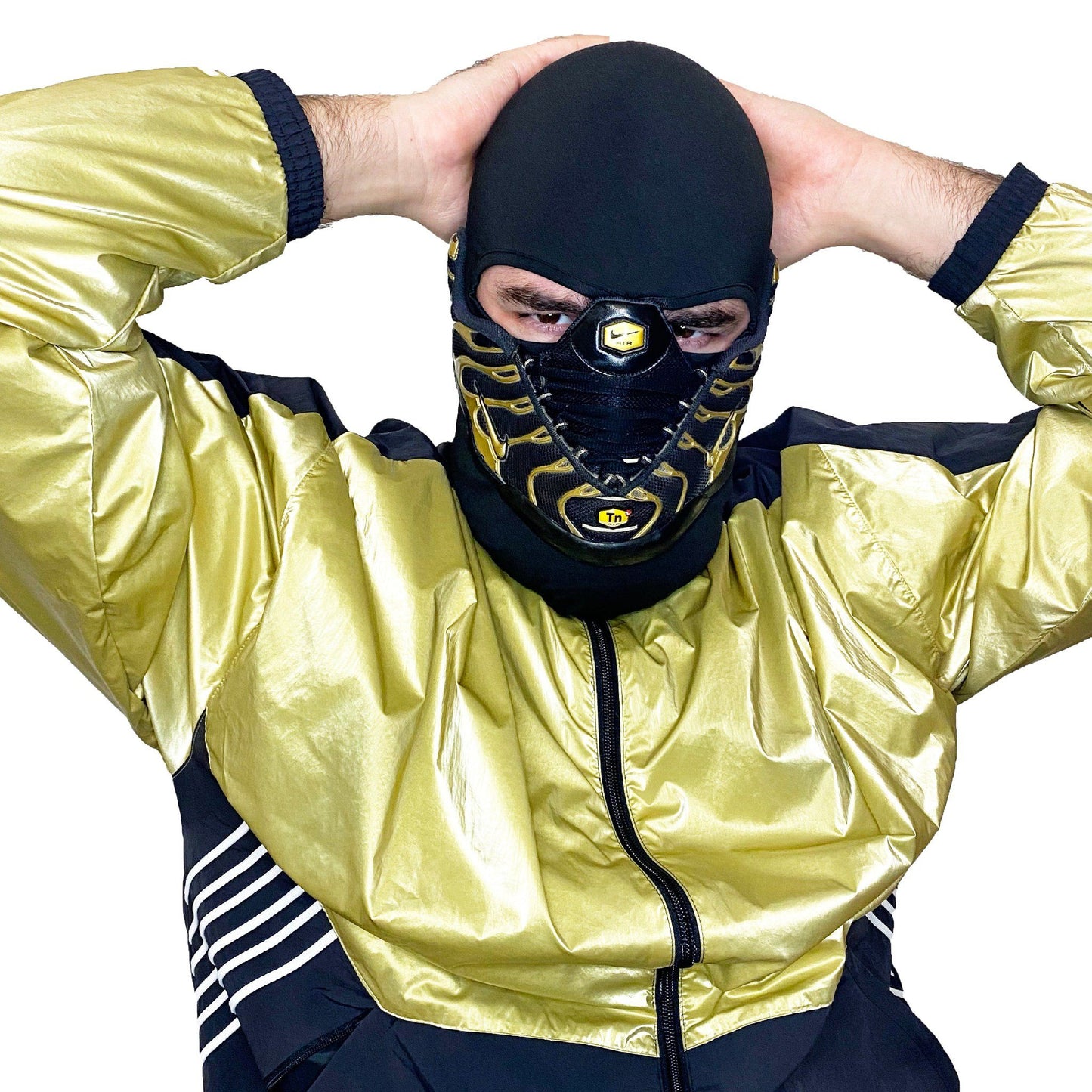 Air Max Tn Black Gold 2010 Mask