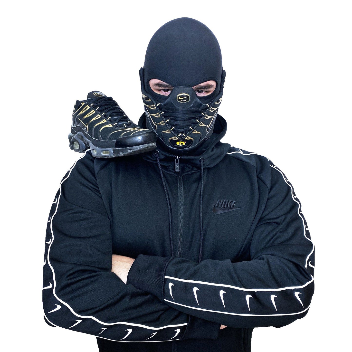 Air Max Tn Black - Gold Mask